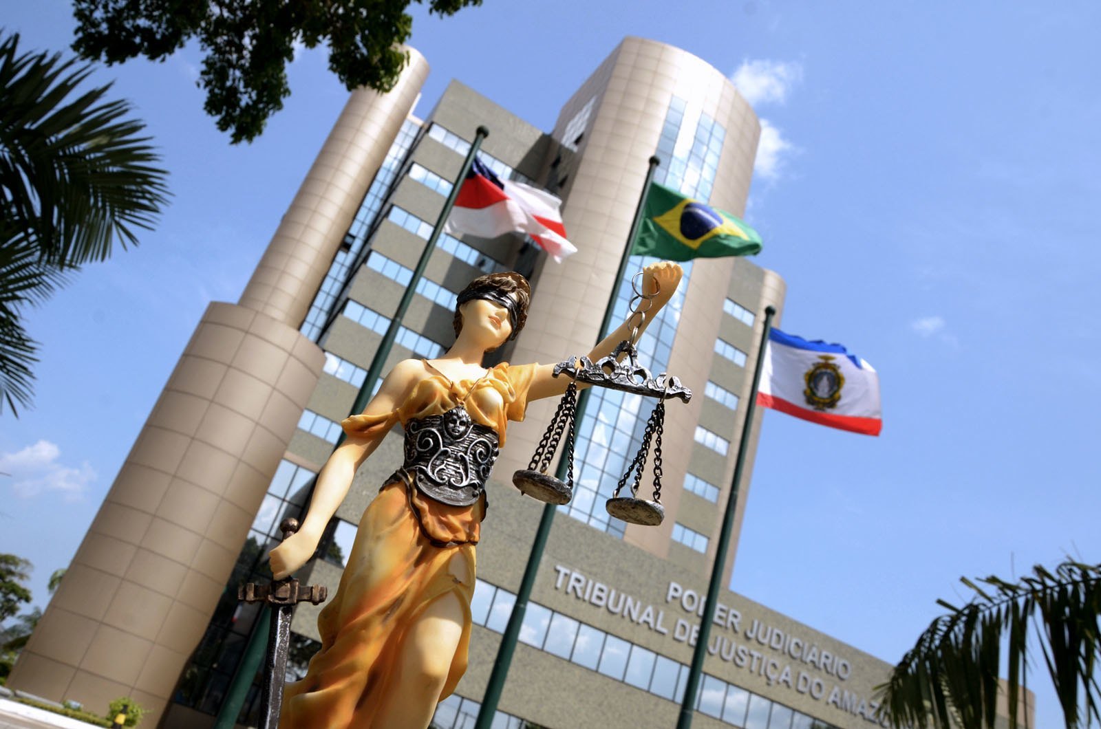 Consumidora não recebeu valor após compra ser desfeita