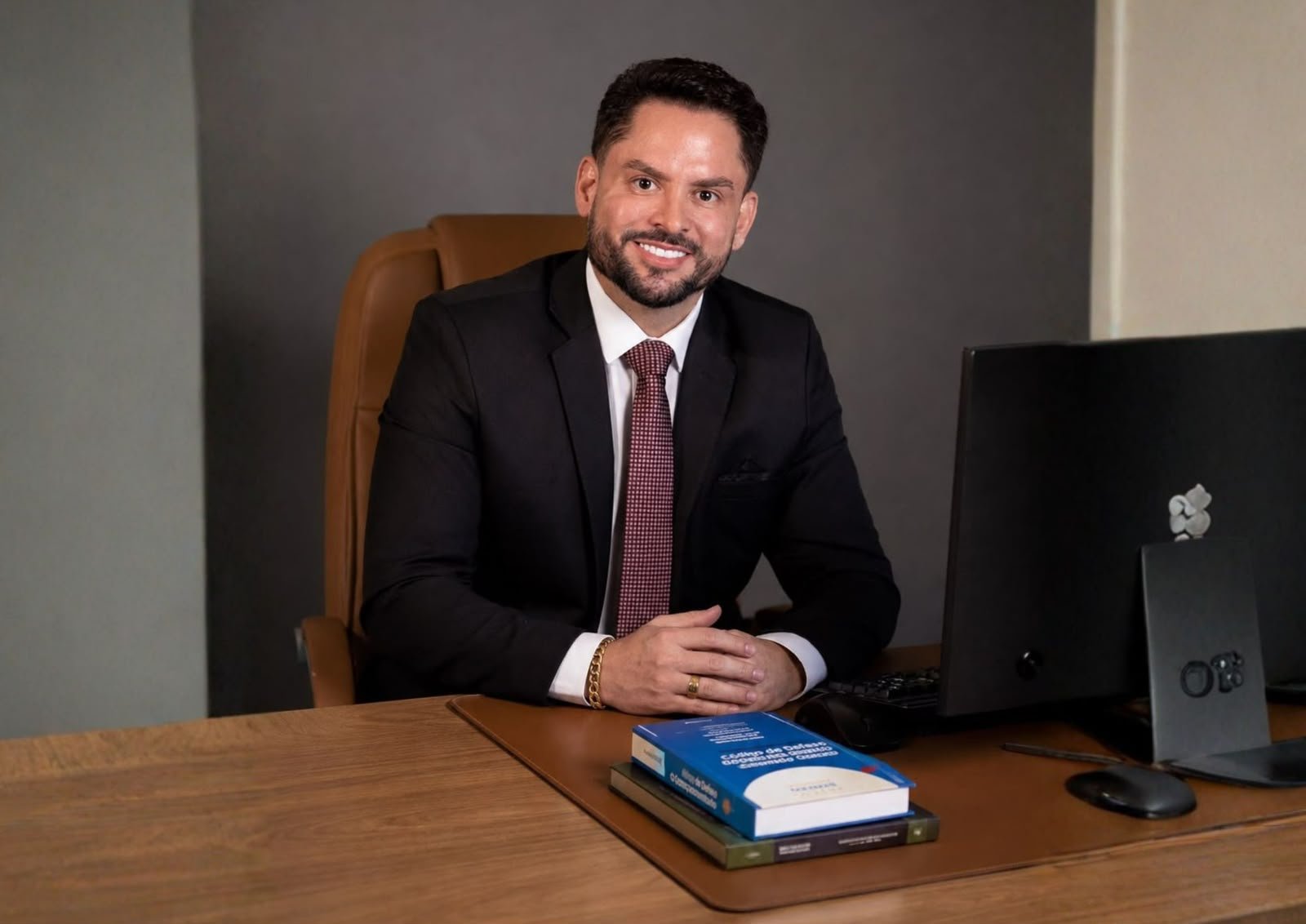 Exigência judicial faz servidora faltar ao trabalho