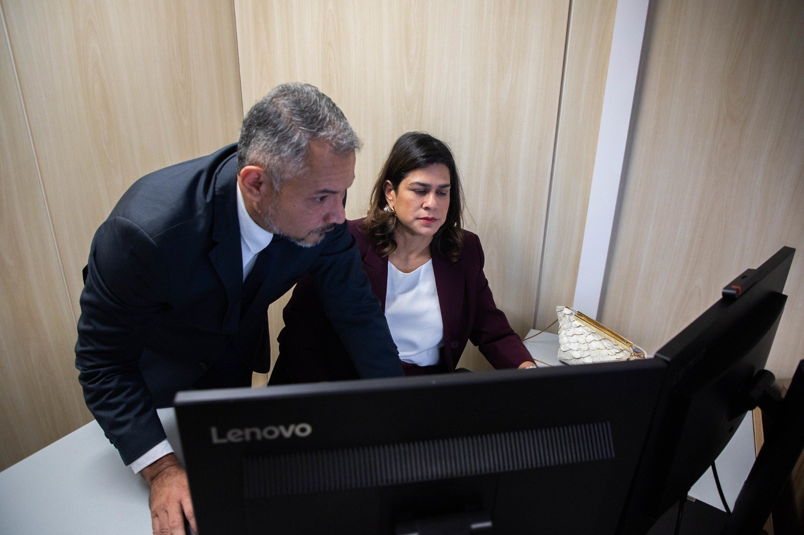 TRE-AM regulamenta retirada de propaganda irregular
