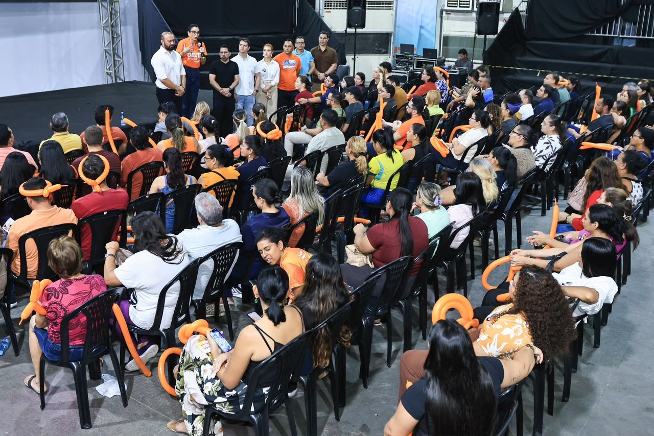 Shádia cita três serviços do SUS durante discurso