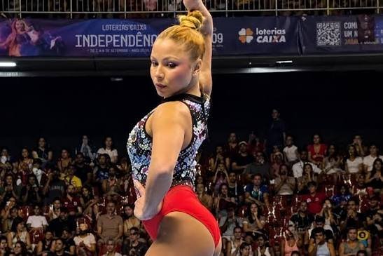 Flávia Saraiva reforça protagonismo na ginástica brasileira