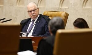 Carta defende legitimidade do STF e manifesta solidariedade ao ministro Fachin