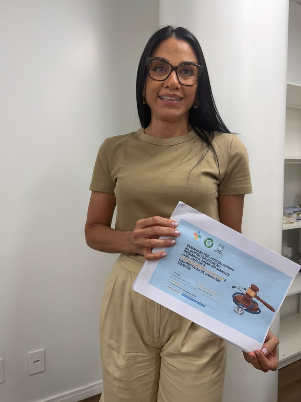 Shádia Fraxe conclui mestrado durante campanha e reforça trajetória na Saúde da Família