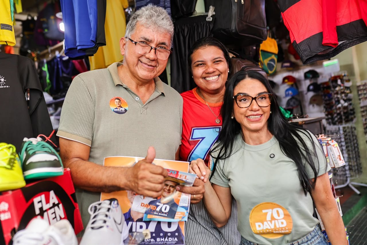 Shádia Fraxe reforça contato com comunidades em caminhada
