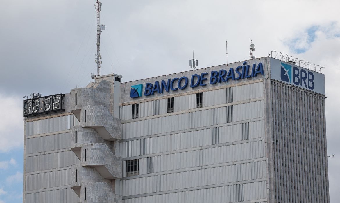 Ex-dirigentes do BRB terão 30 dias para defesa após bloqueio