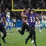 Cowboys reagem, mas Ravens vencem duelo eletrizante no Rio