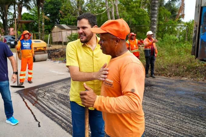Manaus aplica 524 toneladas de asfalto em operação viária