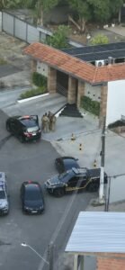 Agentes federais fazem buscas durante operação na SSP-AM